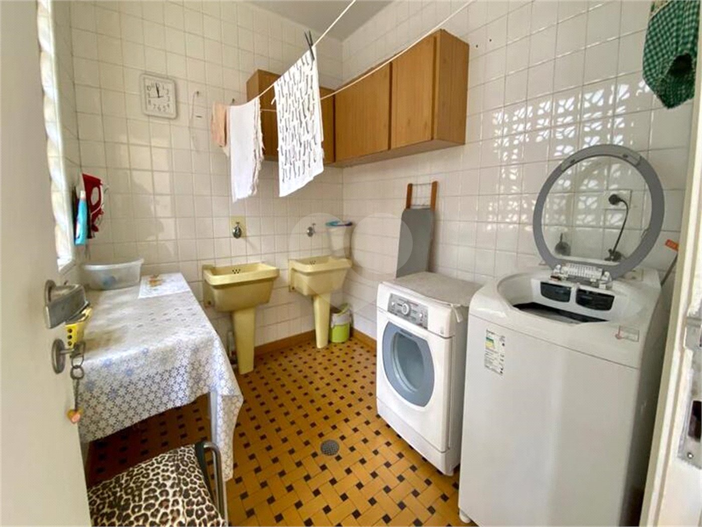 Sobrado à venda com 4 quartos, sendo 1 suíte,  em Jardim São Bento, São Paulo, SP
