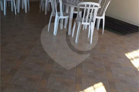 Chácara à venda com 3 quartos, sendo 1 suíte, em Outeiro das Paineiras (botujuru), Campo Limpo Paulista, SP