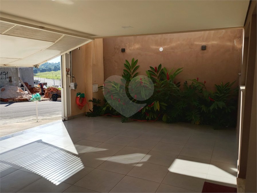 Sobrado à venda com 3 quartos, sendo 1 suíte, em Parque Barnabé, Indaiatuba, SP