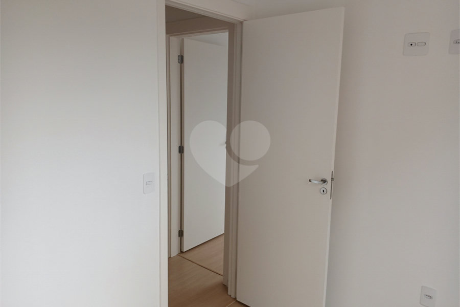 Apartamento à venda com 2 quartos em Vila Pereira Barreto, São Paulo, SP