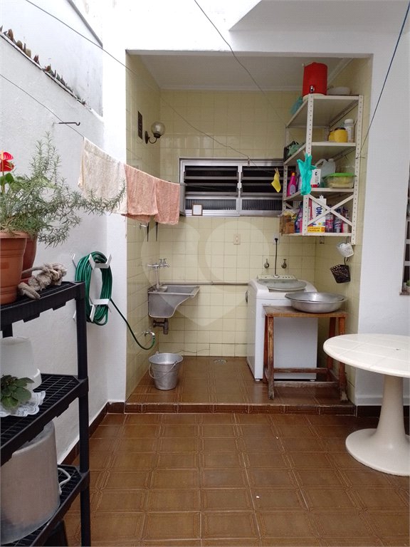 Sobrado à venda com 8 quartos, sendo 3 suítes, em Tucuruvi, São Paulo, SP