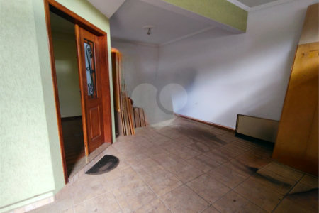 Casa para alugar com 4 quartos, sendo 1 suíte, em Vila Judite, Itapetininga, SP