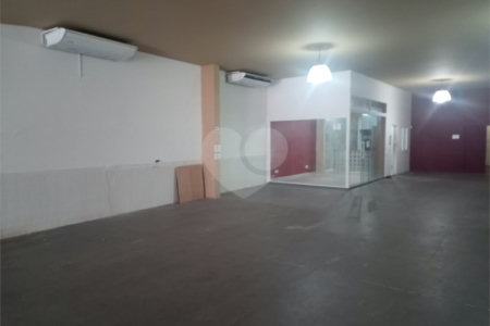 Salão Comercial à venda ou para alugar em Marambaia, Vinhedo, SP