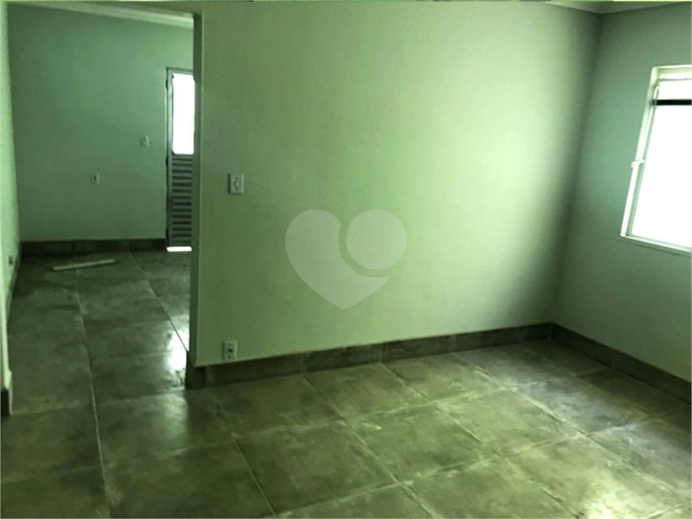 Casa à venda com 3 quartos, sendo 1 suíte, em Interlagos, São Paulo, SP