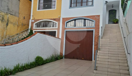 Sobrado à venda com 3 quartos, sendo 1 suíte,  em Tremembé, São Paulo, SP