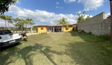 Chácara à venda com 3 quartos, sendo 1 suíte,  em Jardim Buru, Salto, SP