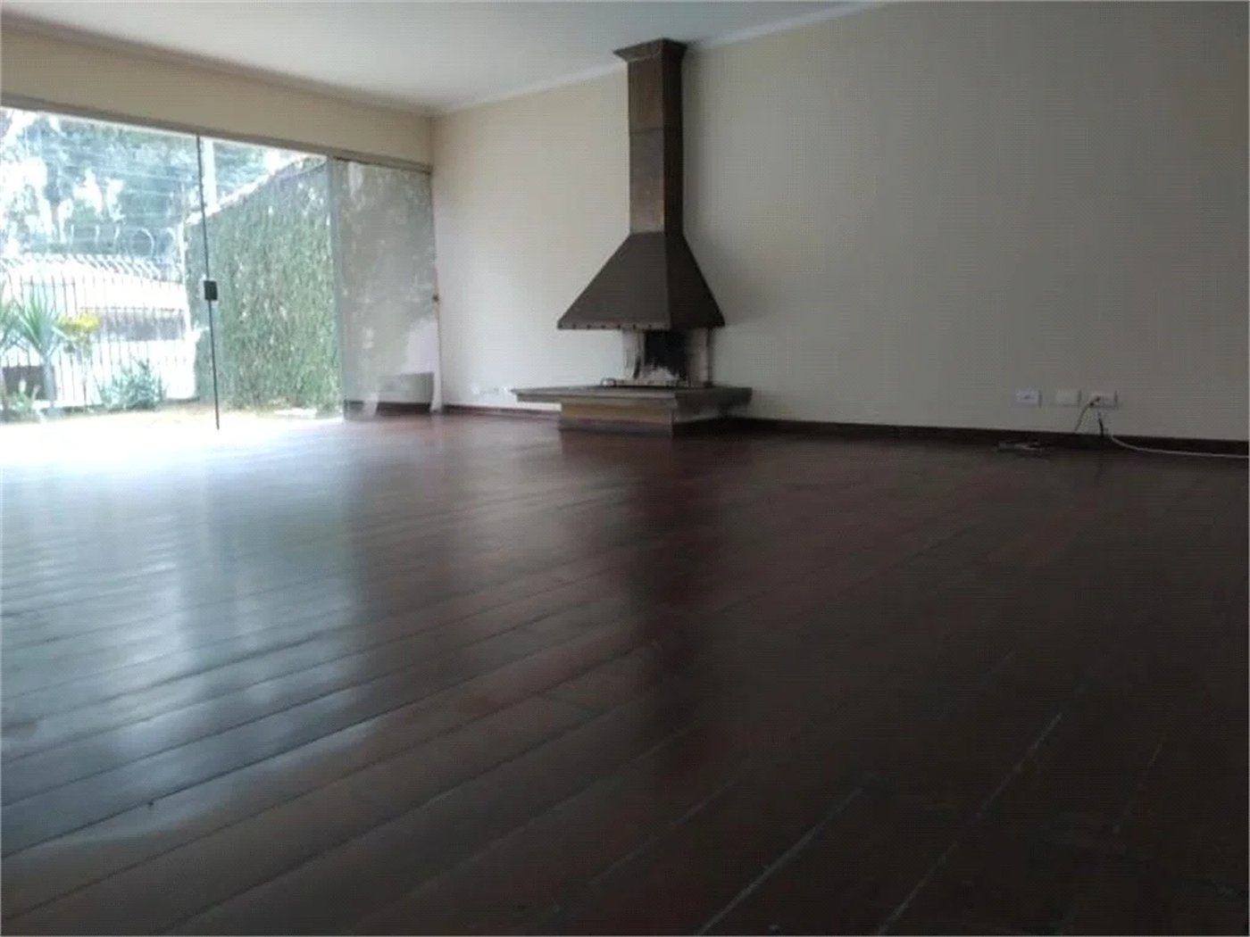 Sobrado à venda com 3 quartos, sendo 1 suíte, em Jardim Pinheiros, São Paulo, SP