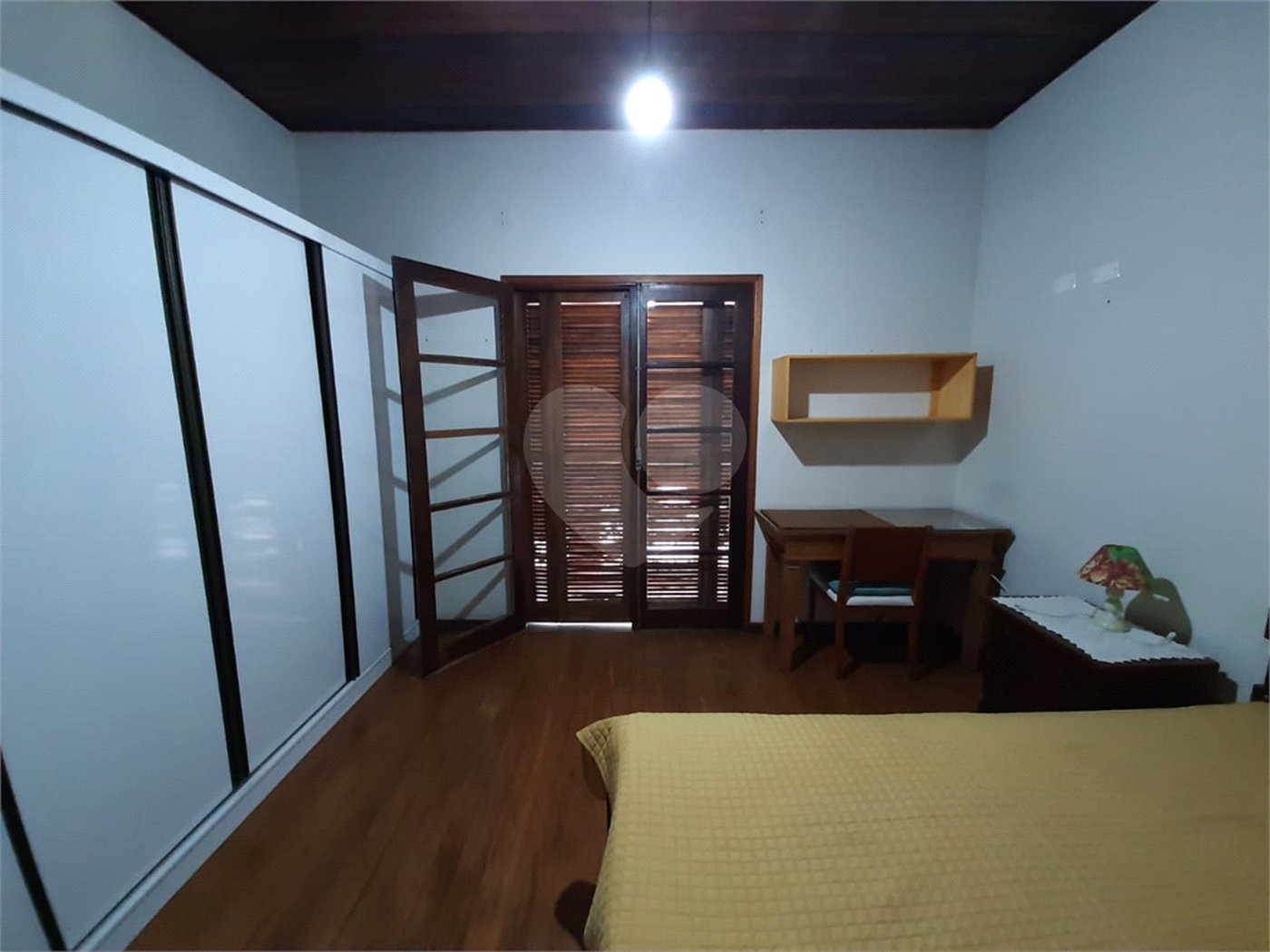 Sobrado à venda com 5 quartos, sendo 1 suíte, em Santana, São Paulo, SP