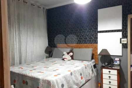 Casa à venda com 4 quartos, sendo 2 suítes, no Centro, São José dos Campos, SP