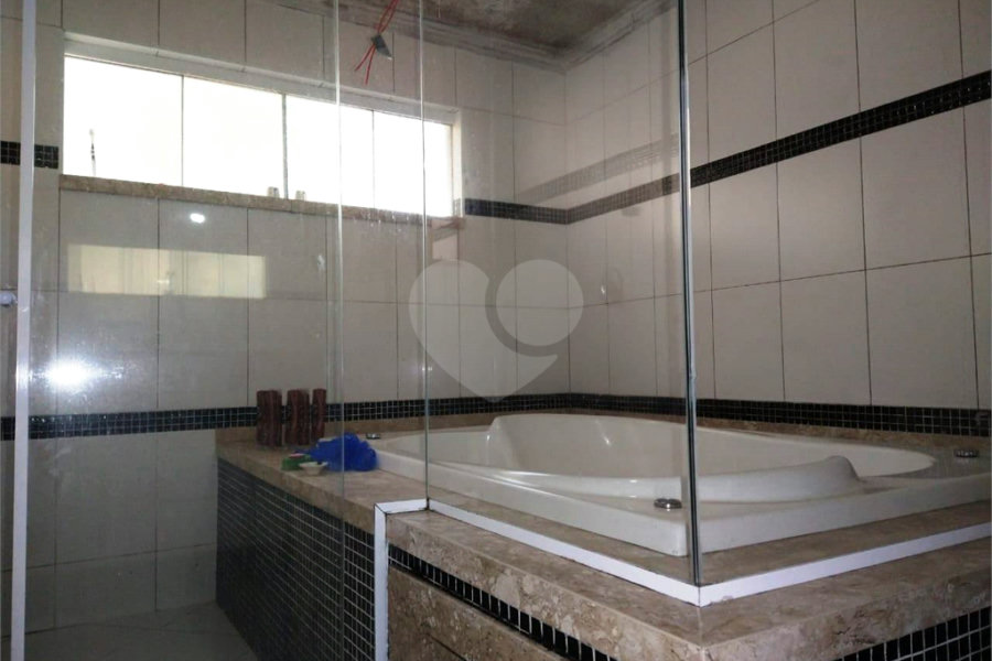 Casa à venda com 8 quartos, sendo 4 suítes, em Santa Inês, Mairiporã, SP
