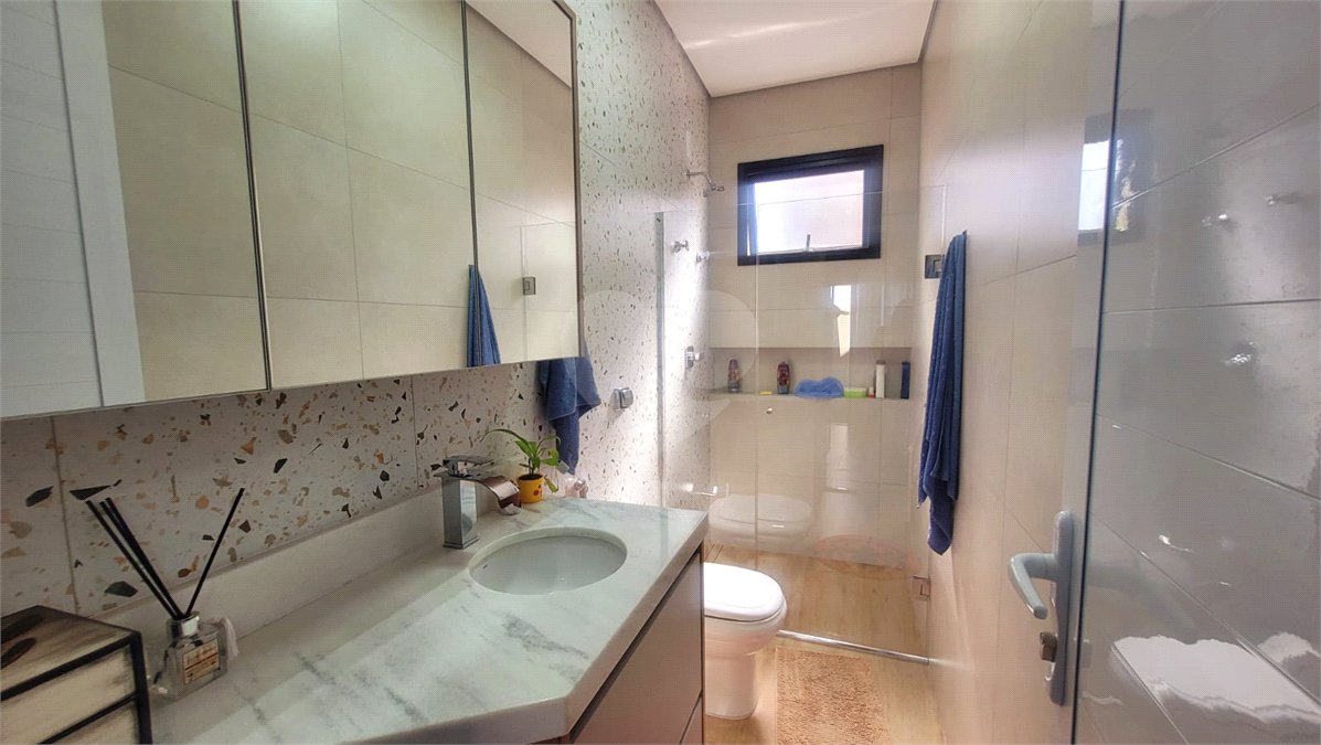 Casa à venda com 4 suítes no condomínio Sta Morriz, Campinas - SP