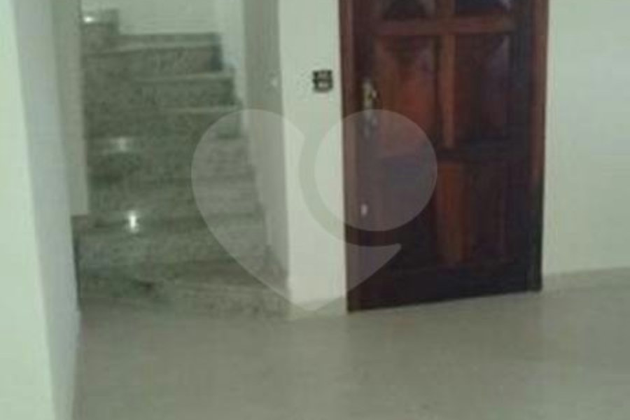 Sobrado à venda com 4 quartos, sendo 1 suíte, em Santana, São Paulo, SP