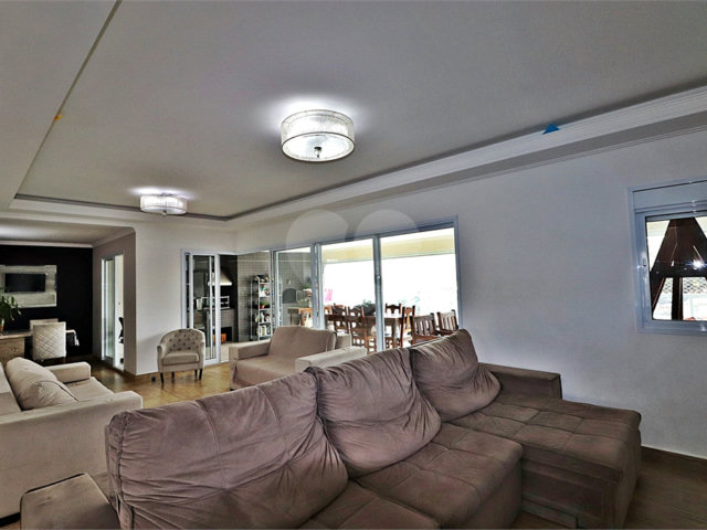 Apartamento à venda com 3 suítes em Santa Teresinha, São Paulo, SP