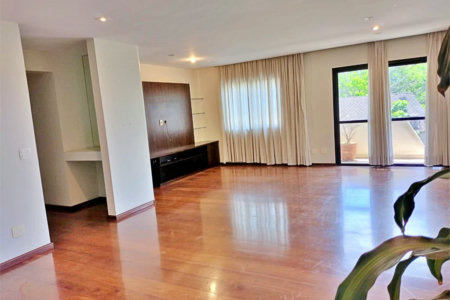 Apartamento à venda com 4 quartos, sendo 3 suítes, em Vila Andrade, São Paulo, SP