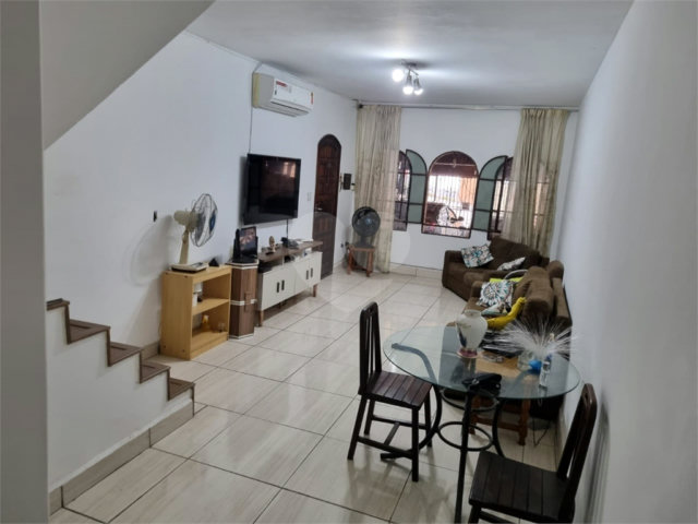 Casa à venda com 5 quartos, sendo 1 suíte,  em Jaçanã, São Paulo, SP