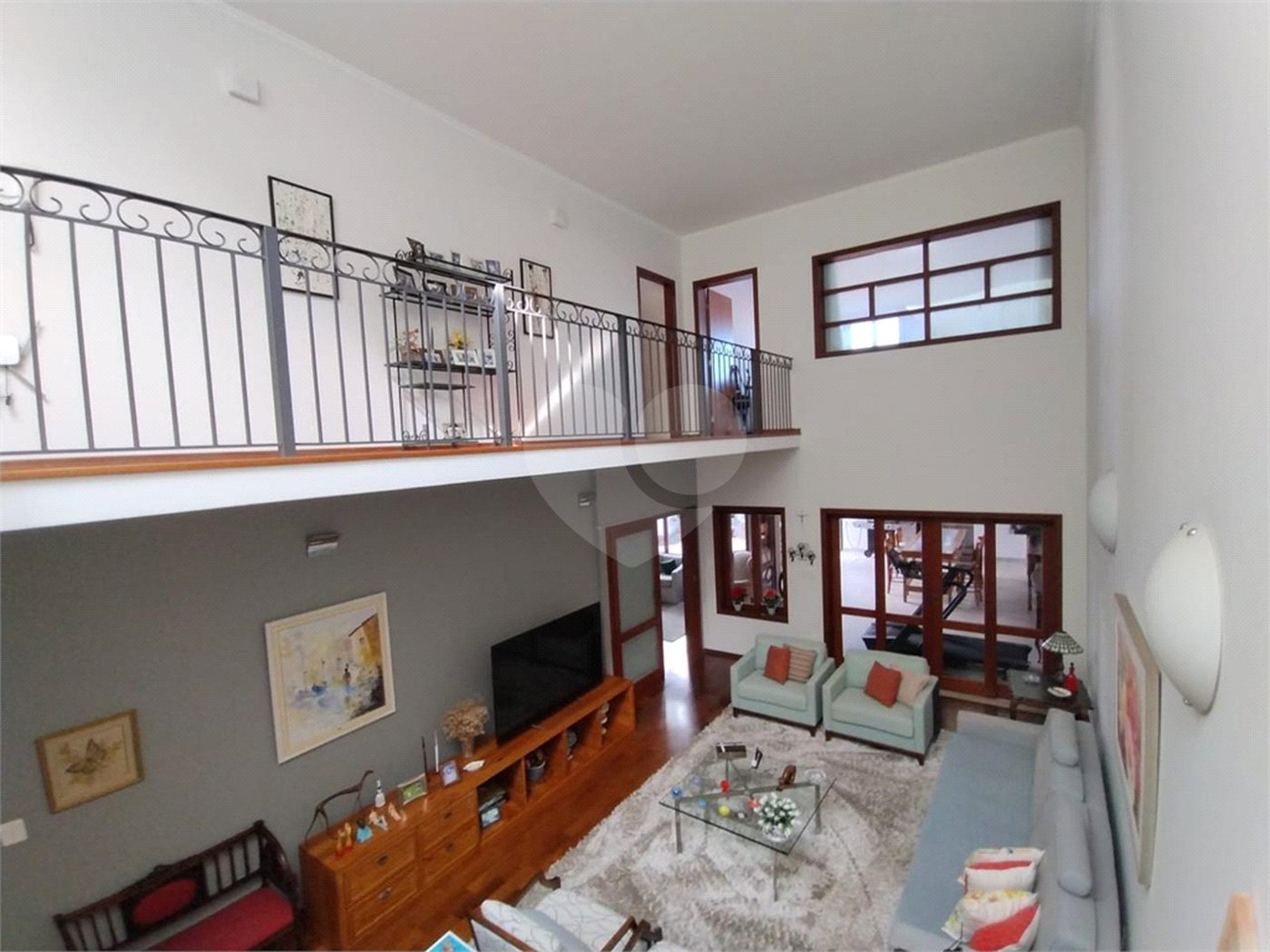Casa à venda ou para alugar com 3 suítes em Jardim Itália, Itapetininga, SP