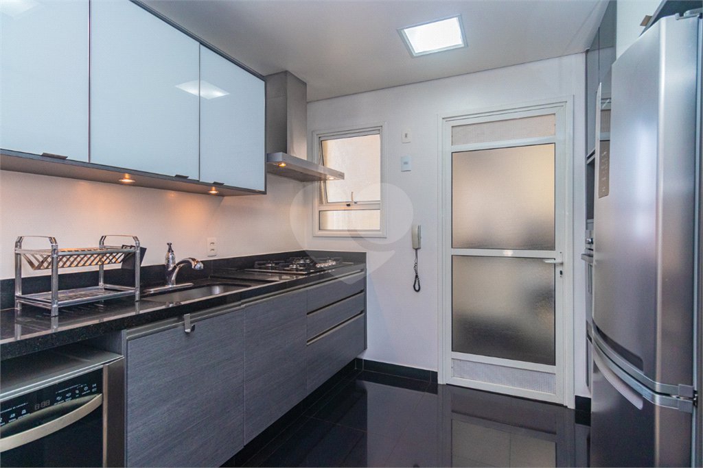Apartamento à venda com 2 suítes em Chácara Santo Antônio, São Paulo, SP