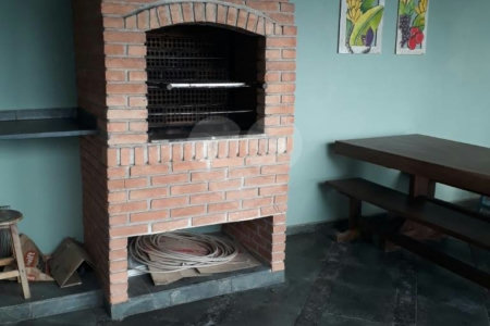 Sobrado à venda com 3 suítes em Santa Teresinha, São Paulo, SP