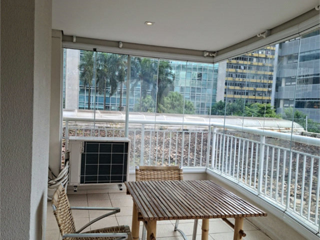 Apartamento para alugar com 2 quartos, sendo 1 suíte,  em Jardim América, São Paulo, SP