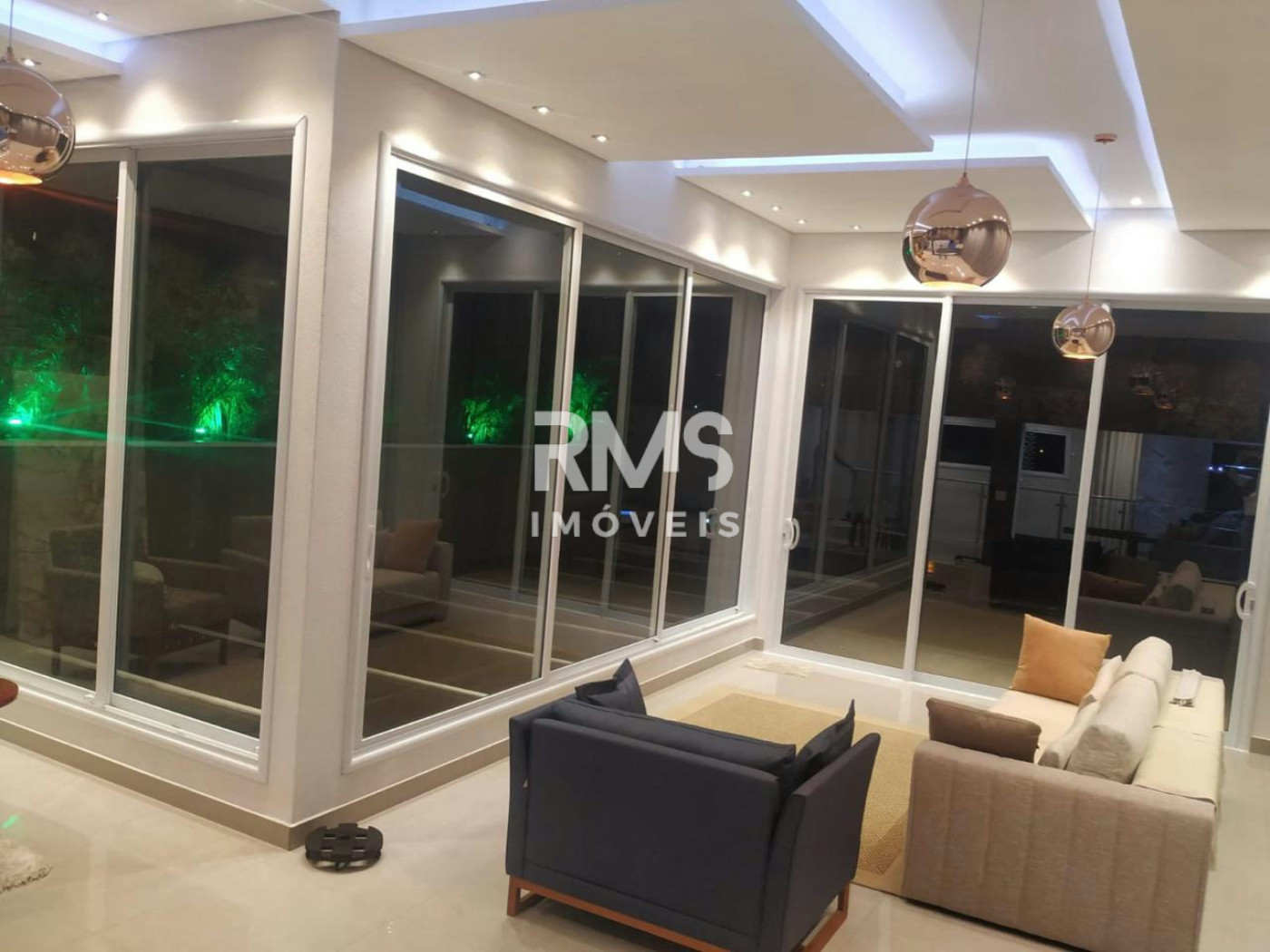 Casa à venda ou para alugar com 3 quartos, sendo 1 suíte,  no condomínio Terras de Mont Serrat, Salto - SP
