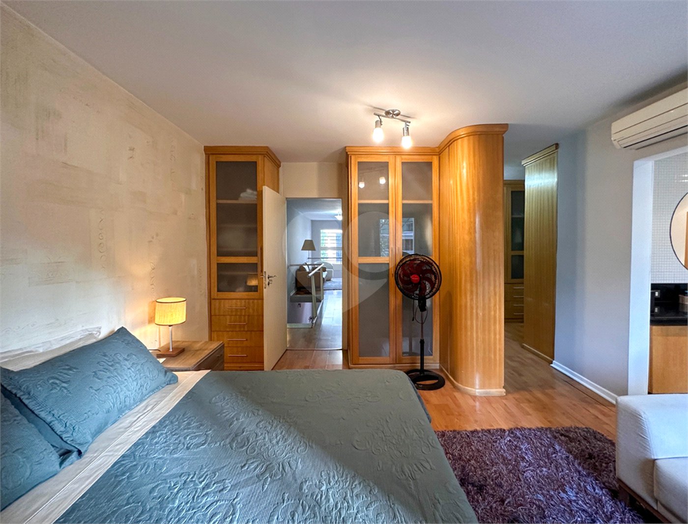 Casa à venda com 3 quartos, sendo 1 suíte,  no condomínio Barão do Triunfo, São Paulo - SP
