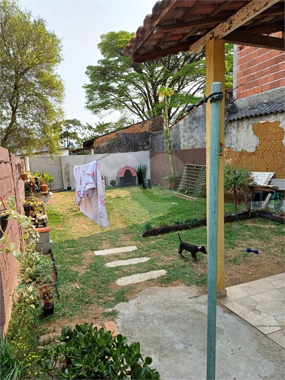 Casa à venda com 2 quartos em Vila Bernadotti, Mogi das Cruzes, SP