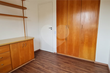 Apartamento para alugar com 3 quartos, sendo 1 suíte, em Chácara Santo Antônio, São Paulo, SP