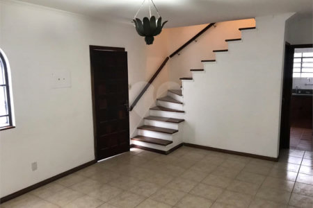 Sobrado à venda com 3 quartos, sendo 1 suíte, em Brooklin, São Paulo, SP