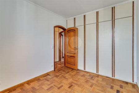 Apartamento à venda com 2 quartos, sendo 1 suíte, em Campo Belo, São Paulo, SP