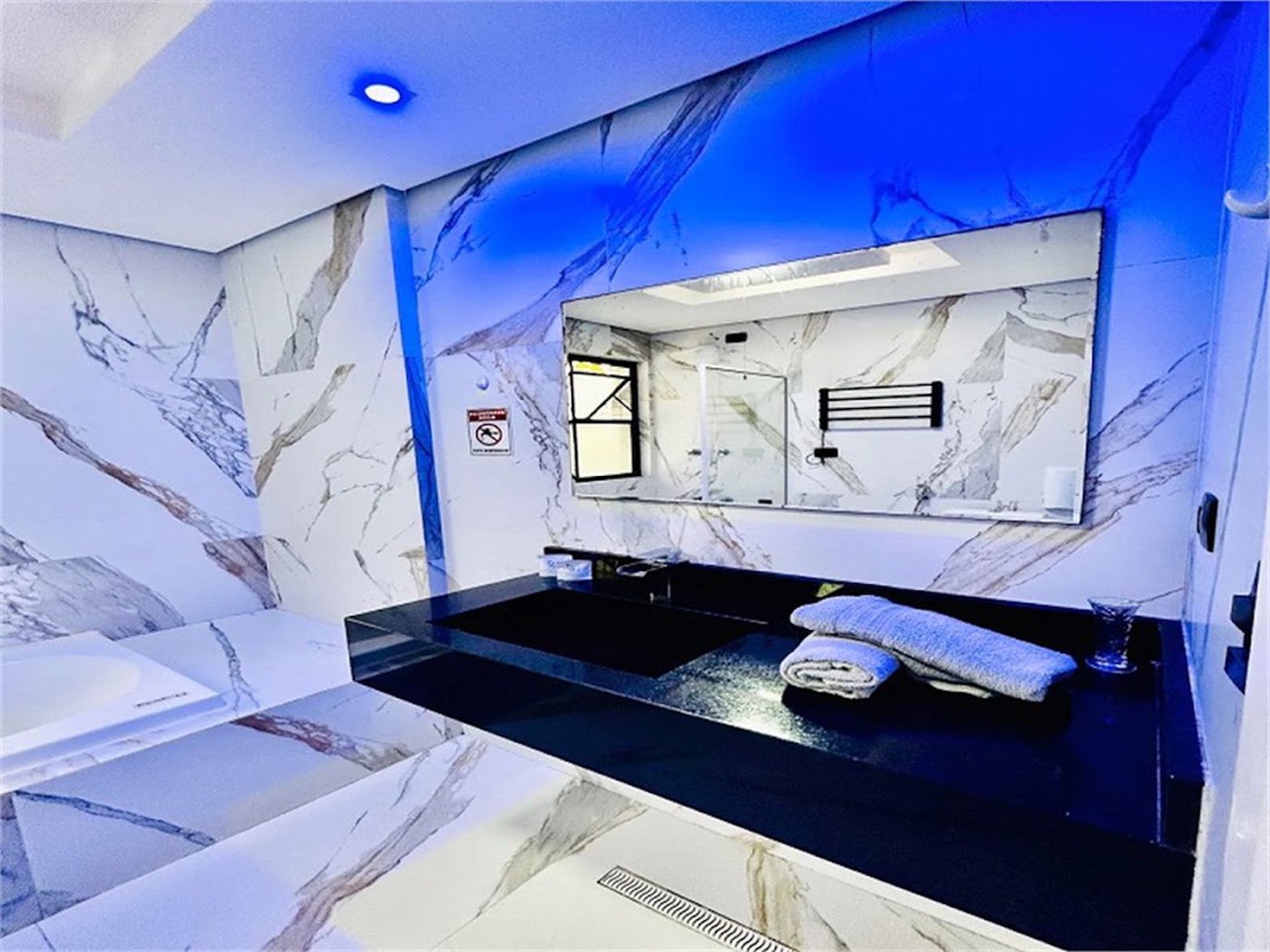 Flat Residencial à venda, Centro, São Vicente - FL0006.