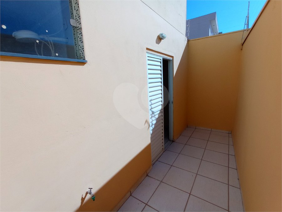 Investimento Certeiro na Gleba 1: Apartamento 1 DormItório, Quintal e Localização que Aluga Fácil