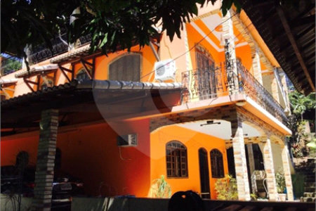 Casa à venda com 3 quartos, sendo 2 suítes, em Campo Grande, Rio de Janeiro, RJ