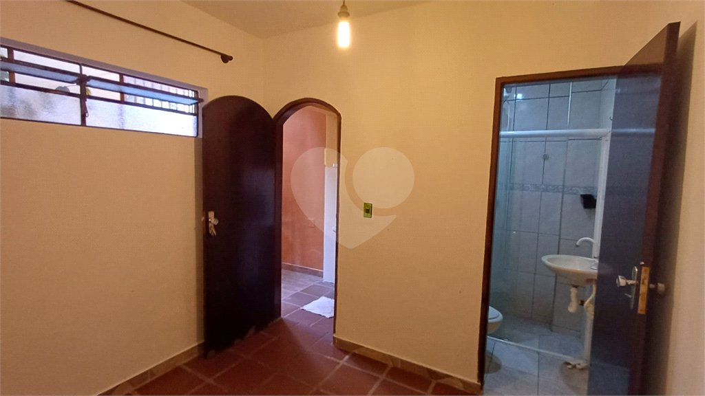 Sobrado à venda com 5 quartos, sendo 2 suítes,  em Parque Continental, São Paulo, SP