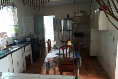 Casa à venda com 6 quartos, sendo 2 suítes, em Vila Pires da Cunha, Indaiatuba, SP