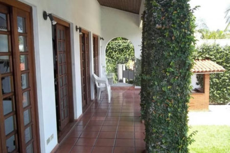 Casa à venda com 4 suítes em Jardim Guedala, São Paulo, SP