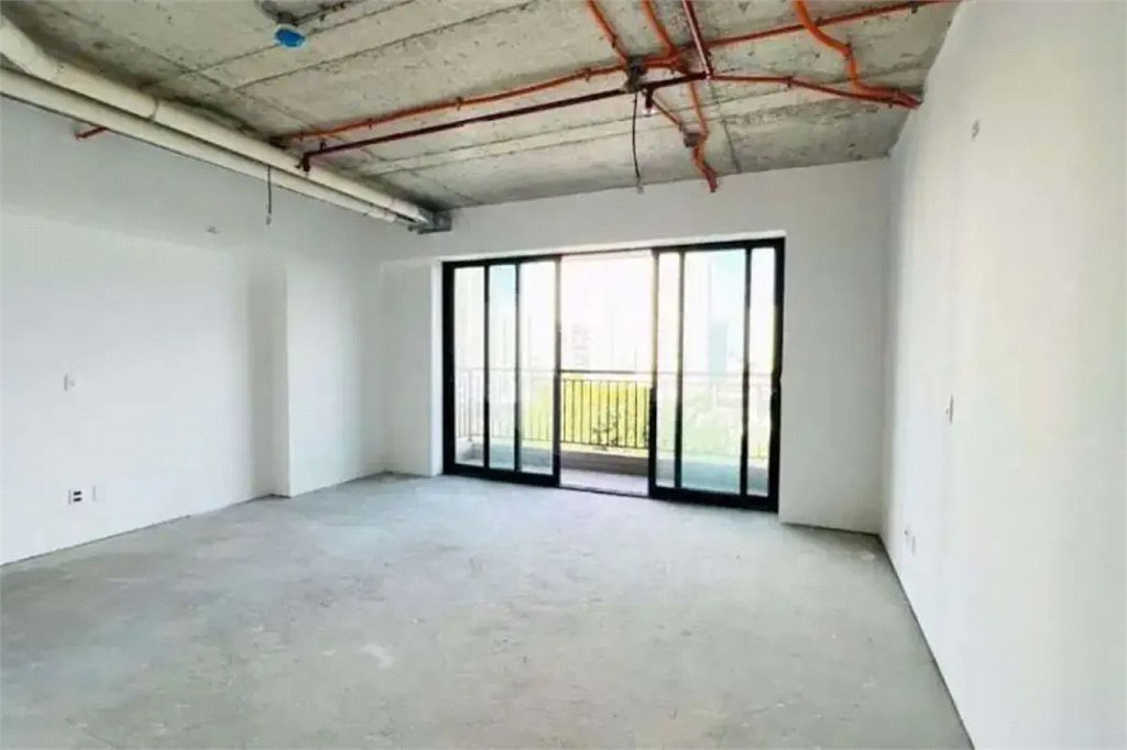 Sala à venda em Vila Cláudia, São Paulo, SP