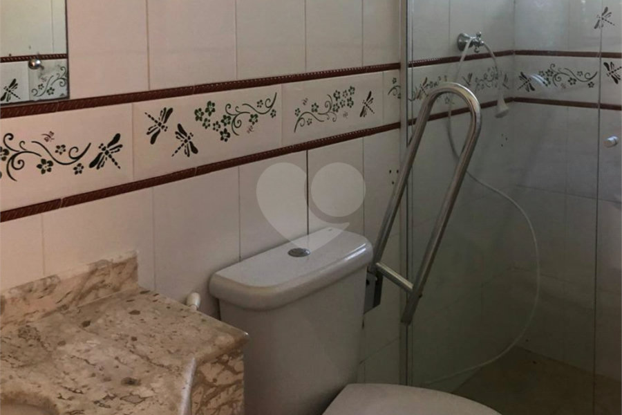 Casa à venda com 5 quartos, sendo 3 suítes, em Serra da Cantareira, Mairiporã, SP