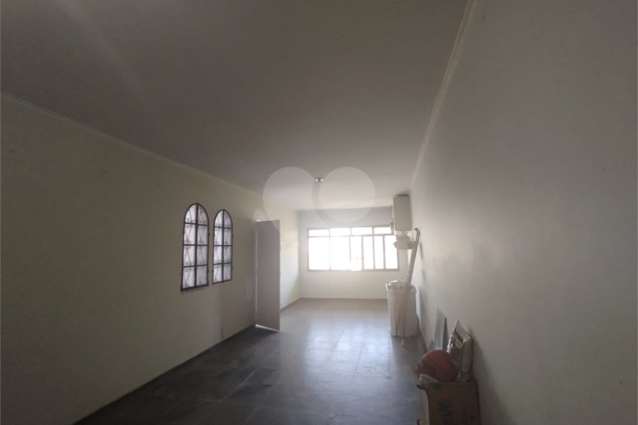 Sobrado à venda com 3 quartos em Vila Irmãos Arnoni, São Paulo, SP
