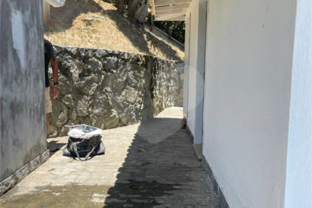 Casa em condomínio à venda com 1 quarto em Ferradura, Armação dos Búzios, RJ