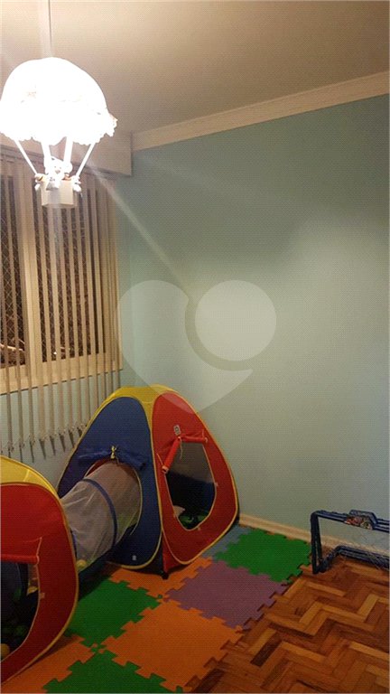 Apartamento à venda com 3 quartos, sendo 1 suíte, em Aclimação, São Paulo, SP