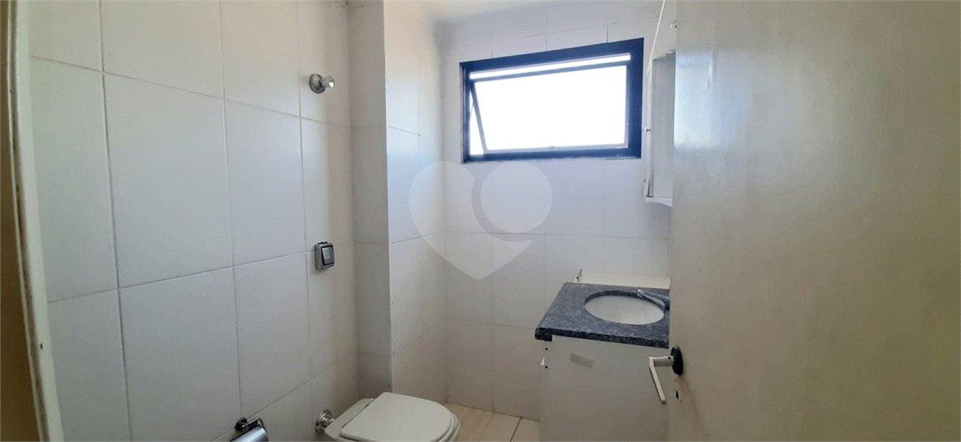 Apartamento à venda com 2 quartos em Vila Romero, São Paulo, SP