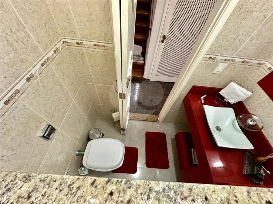 Casa de Alto Padrão à Venda no Parque dos Pássaros – 350 m²