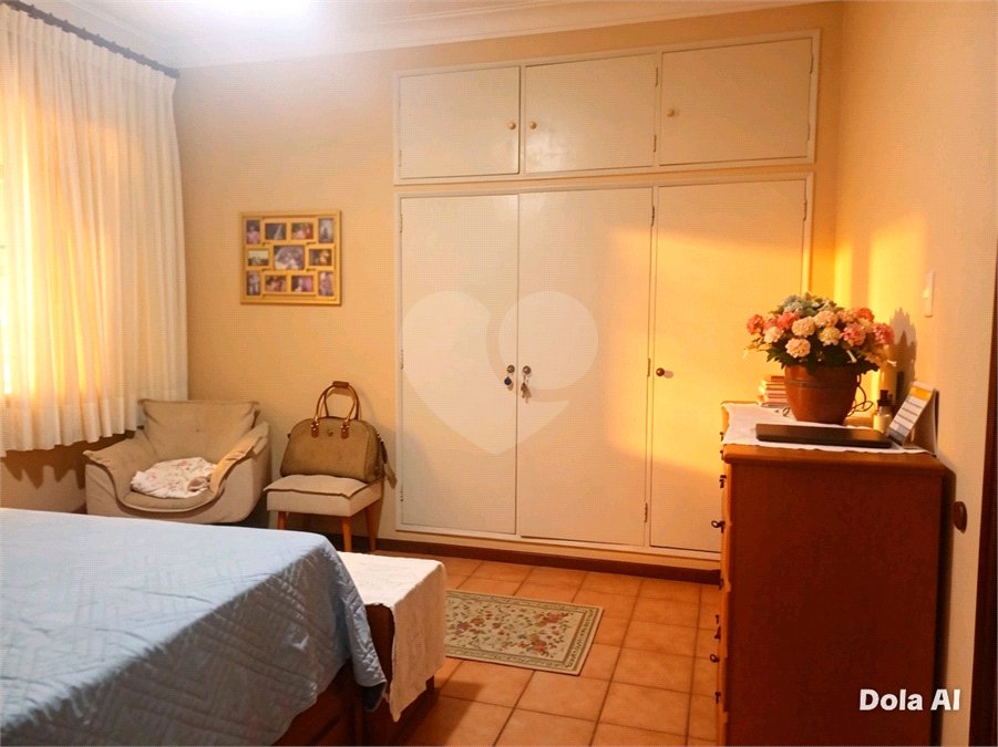 Casa à venda com 4 quartos, sendo 1 suíte,  em Tijuca, Rio de Janeiro, RJ