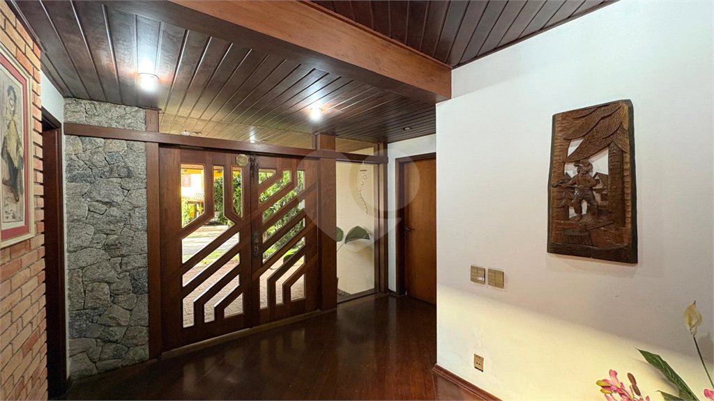 Casa à venda com 5 quartos, sendo 2 suítes,  no condomínio Village D'avignon, Sorocaba - SP