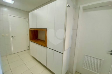 Apartamento à venda ou para alugar com 2 suítes em Itaim Bibi, São Paulo, SP