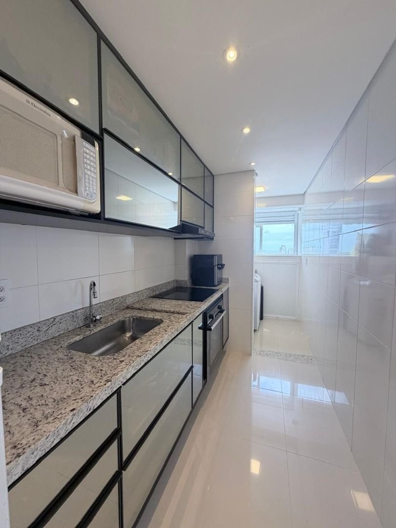 Apartamento com 2 dormitórios à venda, 53 m² por R$ 795.000,00 - Embaré - Santos/SP