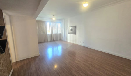 Apartamento à venda com 3 quartos, sendo 1 suíte,  em Tijuca, Rio de Janeiro, RJ