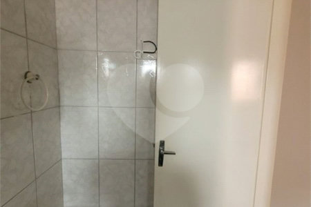 Casa à venda com 3 quartos, sendo 1 suíte, em Vila Vitório Mazzei, São Paulo, SP