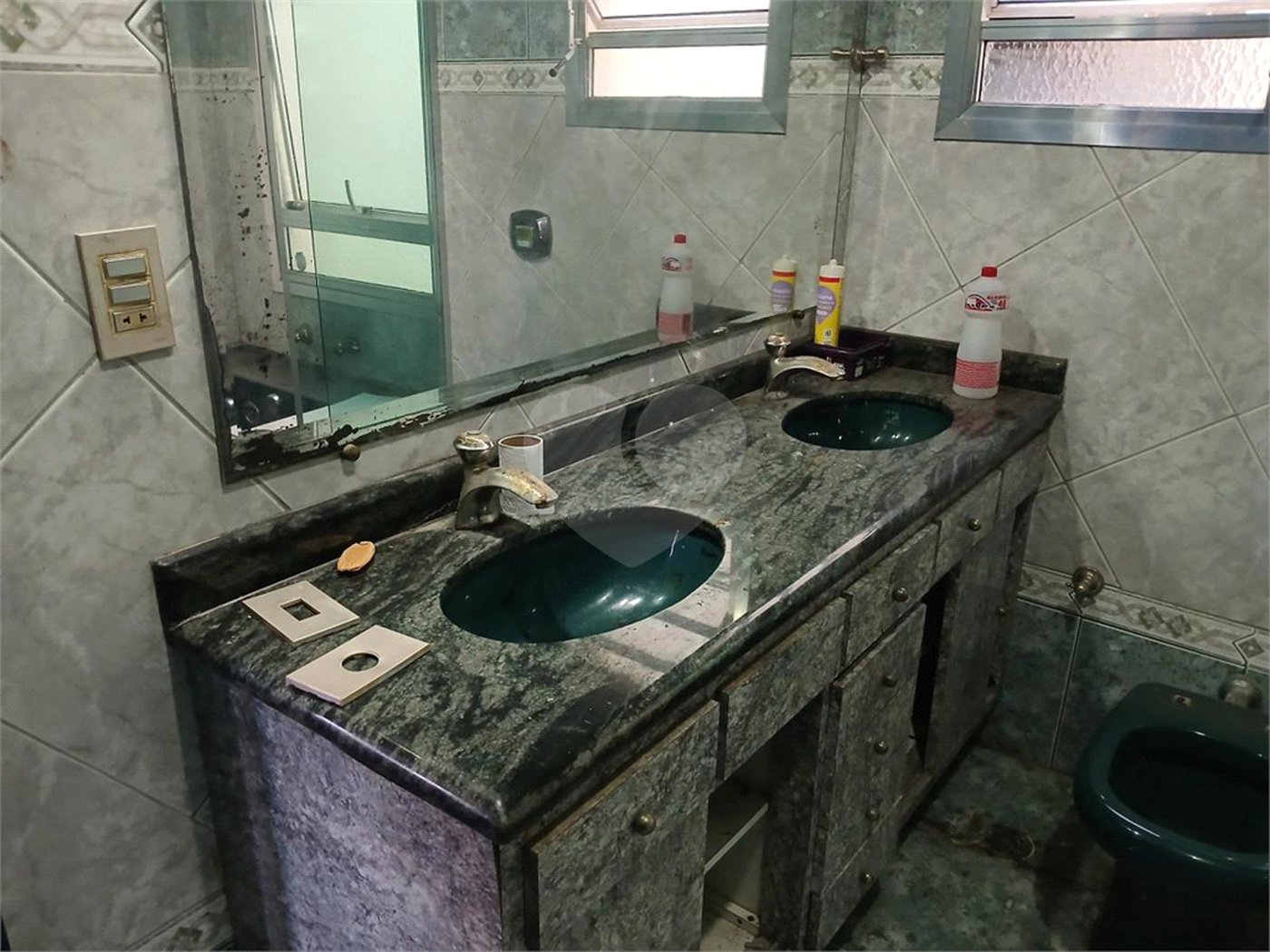 Casa à venda com 3 quartos, sendo 2 suítes, em Parque América, São Paulo, SP