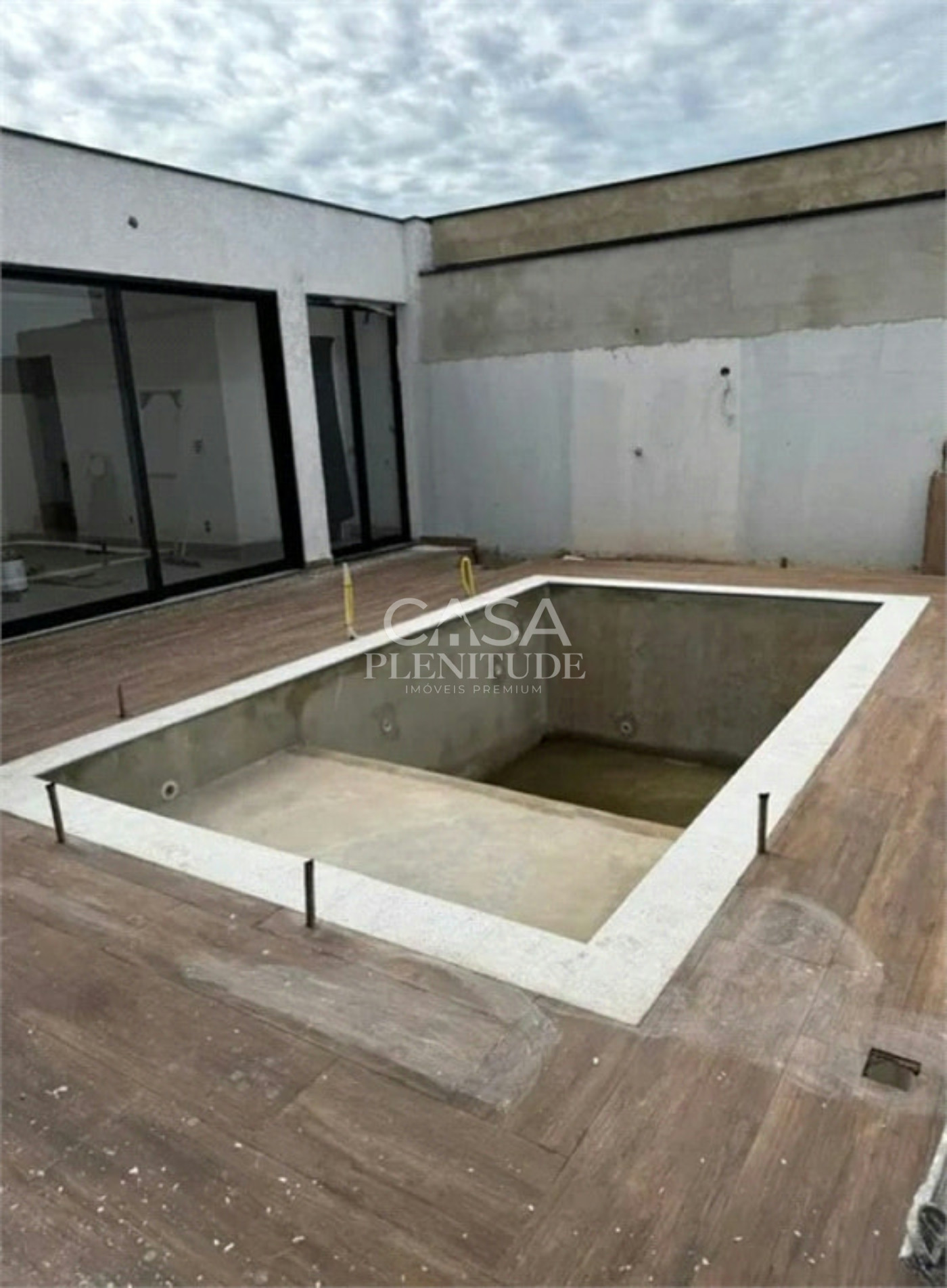 Casa em condomínio à venda com 4 suítes em Jardim Residencial Chácara Ondina, Sorocaba, SP